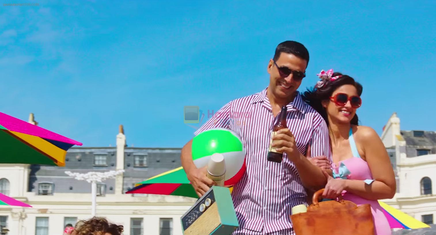 Akshay Kumar, Ileana DCruz in Rustom Movie Stills