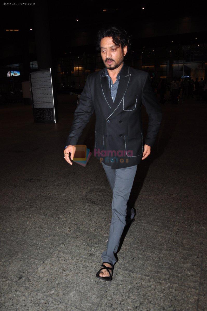 Irrfan Khan snapped at airport in Mumbai on 30th June 2016