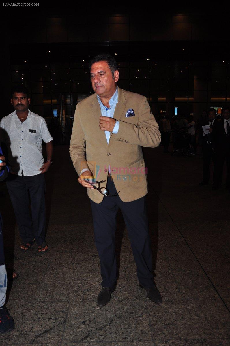 Boman Irani snapped at airport in Mumbai on 30th June 2016