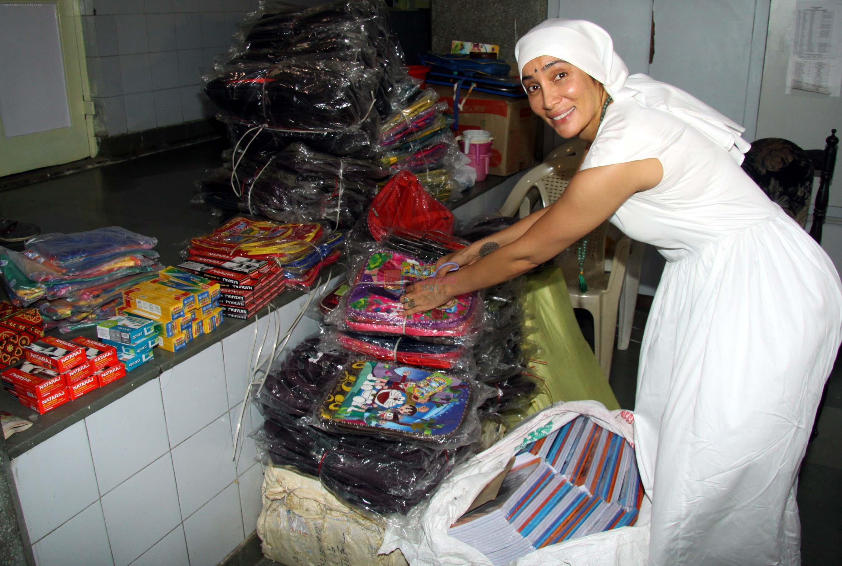 Gaia Mother Sofia distributed note books,bags to 140 girls of Bal Bhawan NGO at Andheri on 4th July 2016