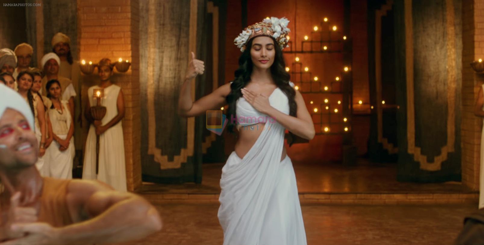 Pooja Hegde in Tu Hai Video Song Still from Mohenjo Daro Movie