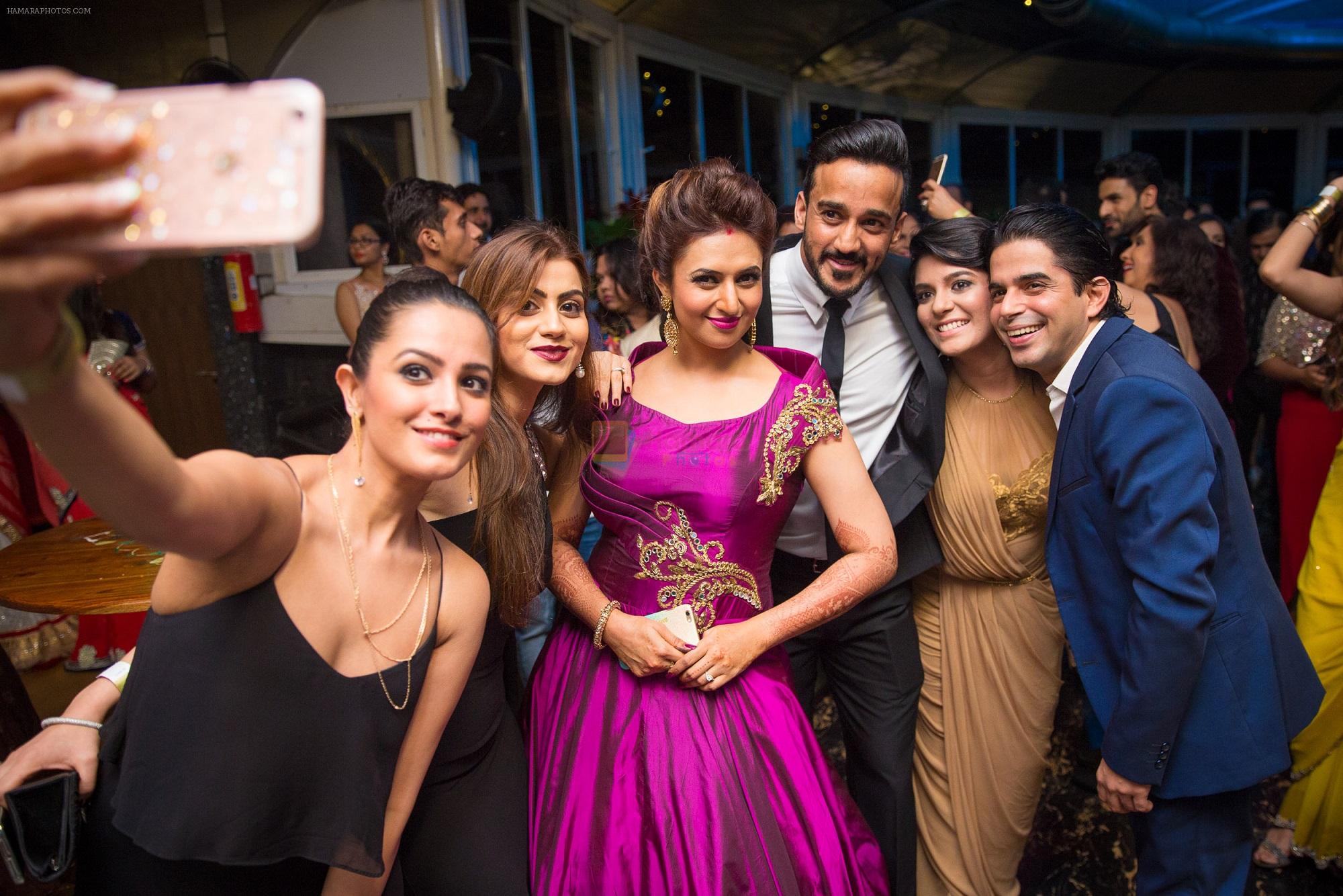Anita Hassnandani,Rohit Reddy,Pooja Gaur,Raj Singh Arora at Divyanka-Vivek's Happily Ever After Party in Mumbai on 14th july 2016