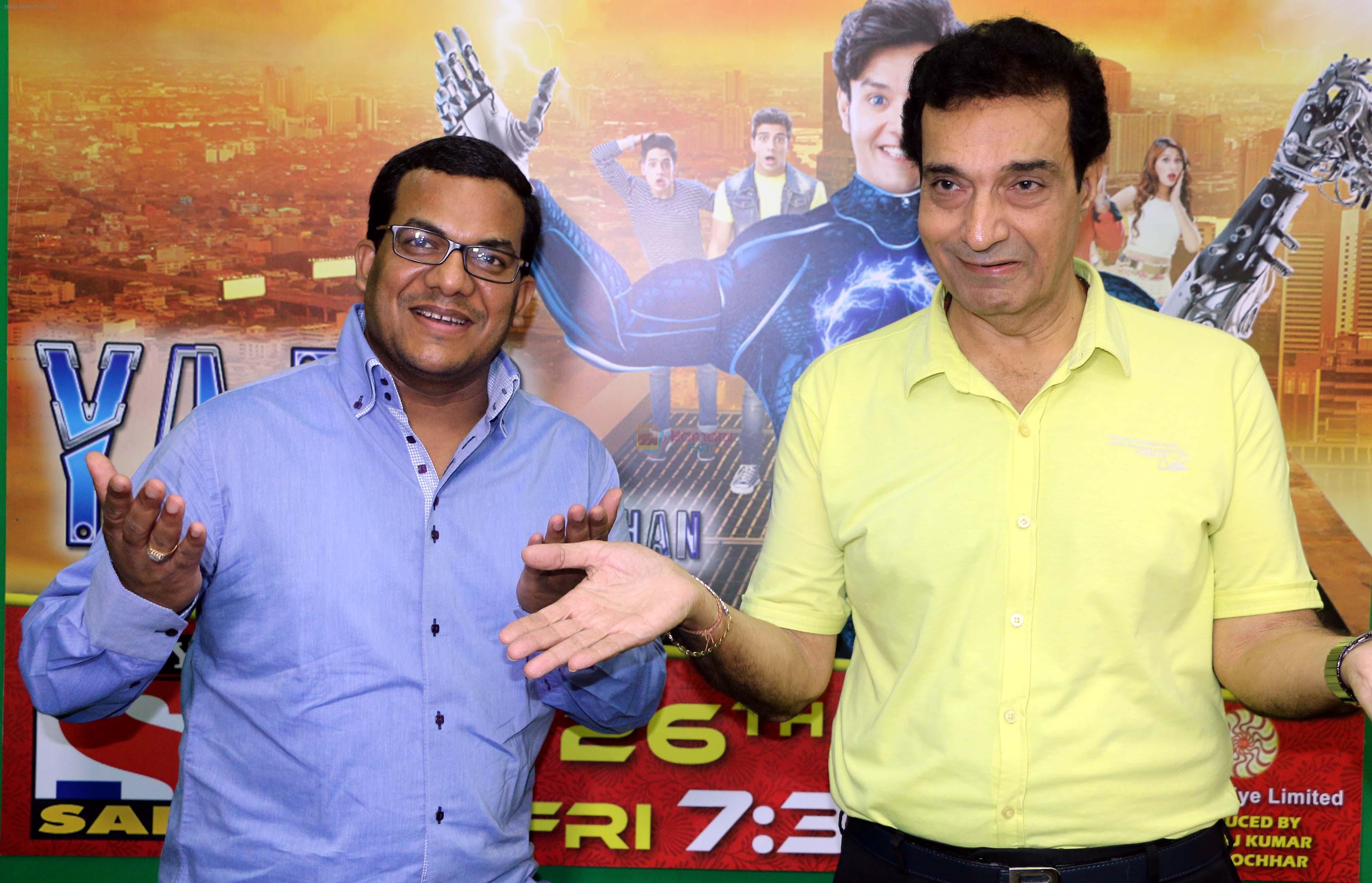 sunil gupta & dheeraj kumar at the launch of new serial Yaro Ka Tashan on Sab TV on 19th July 2016