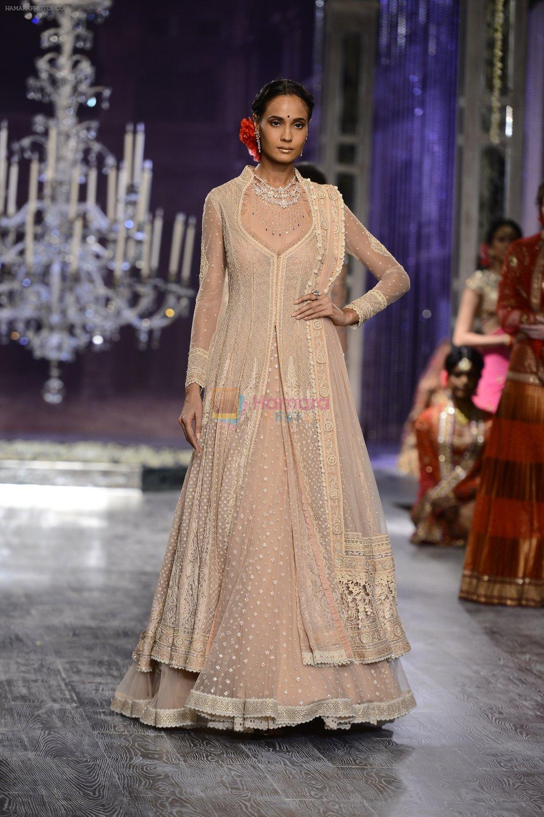 Model walk the ramp for Tarun Tahiliani show at the FDCI India Couture Week 2016 on 21st July 2016