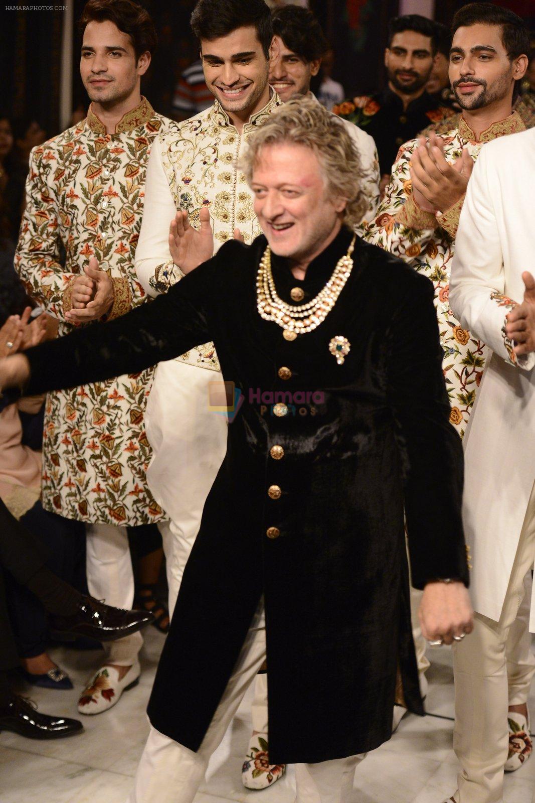 Rohit Bal during Rohit Bal's latest collection Kehkashaan at the India Couture Week 2016 on July 24, 2016