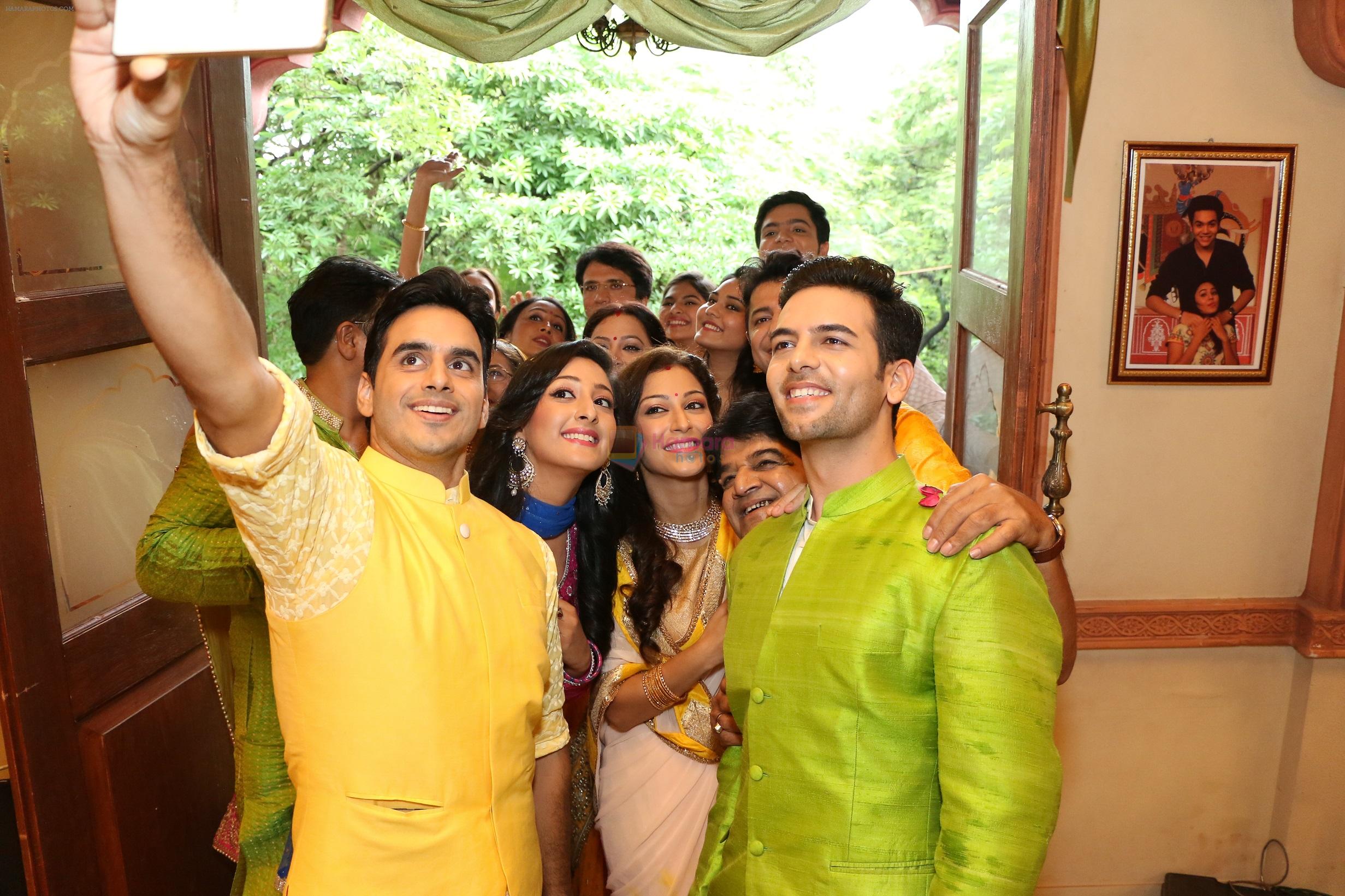 The cast of Ek Rishta Saajhedari Ka takes a selfie at the launh event in Mumbai