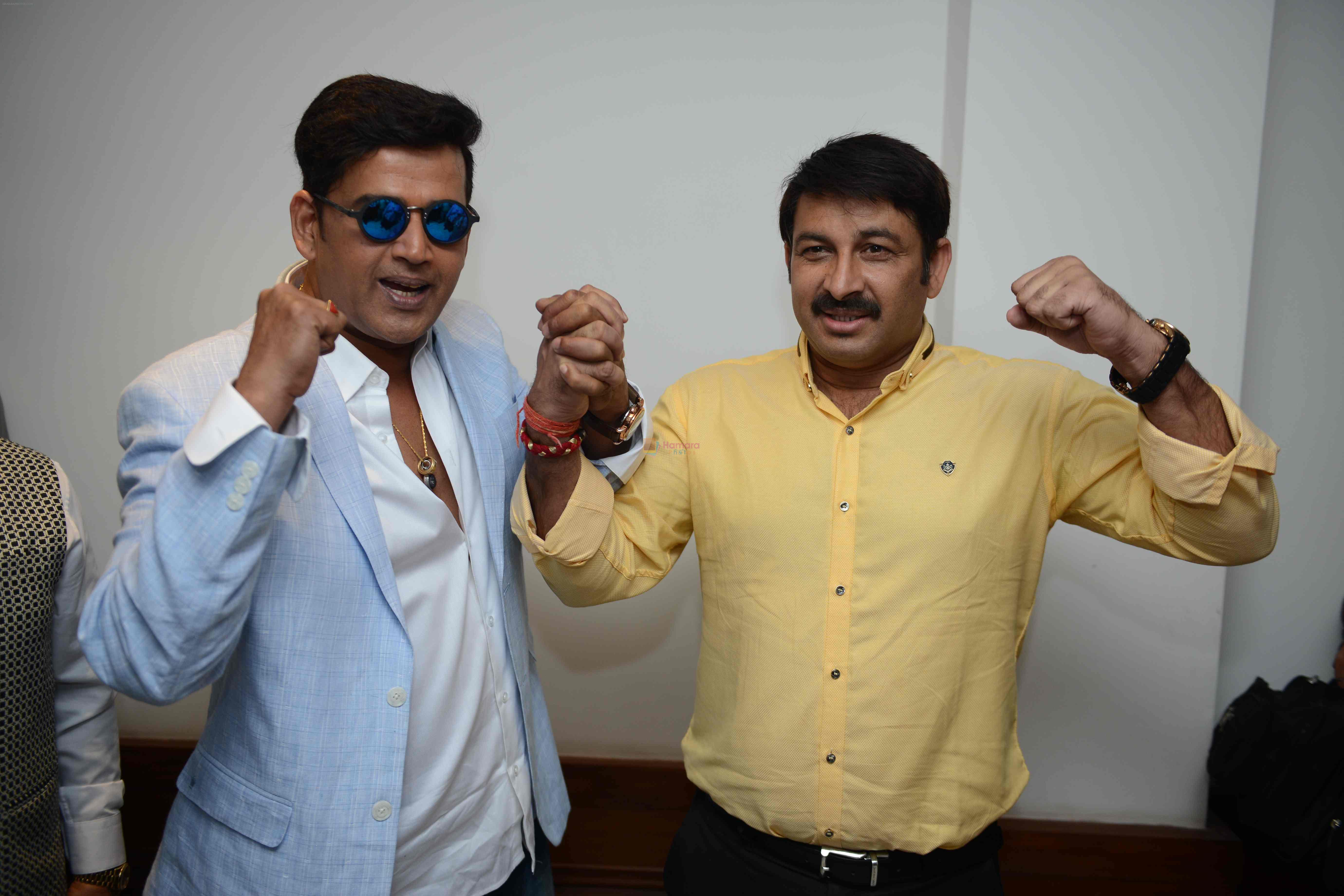 Ravi Kishan, Manoj Tiwari during the Press confrence of Luv Kush biggest Ram Leela at Constitutional Club, Rafi Marg in New Delhi on 31st July 2016