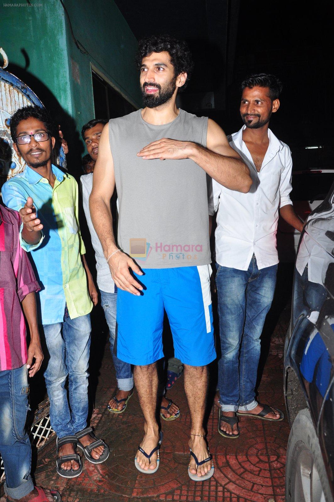 Aditya Roy Kapoor with Dream Team cast snapped post rehearsals on 3rd Aug 2016