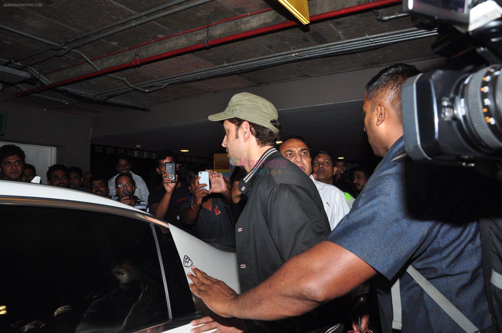 Hrithik Roshan snapped at airport on 5th Aug 2016