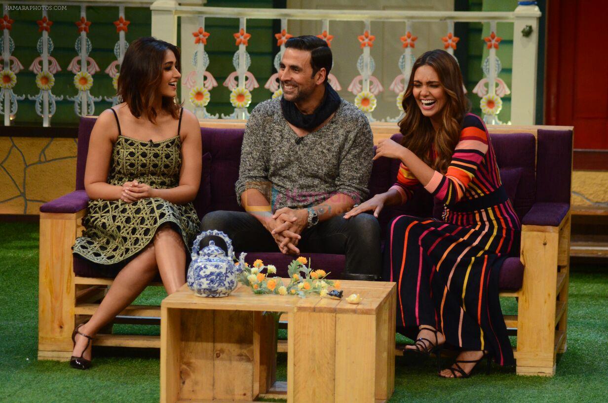 Akshay Kumar, Ileana D'Cruz, Esha Gupta promote Rustom on the sets of The Kapil Sharma Show on 5th Aug 2016