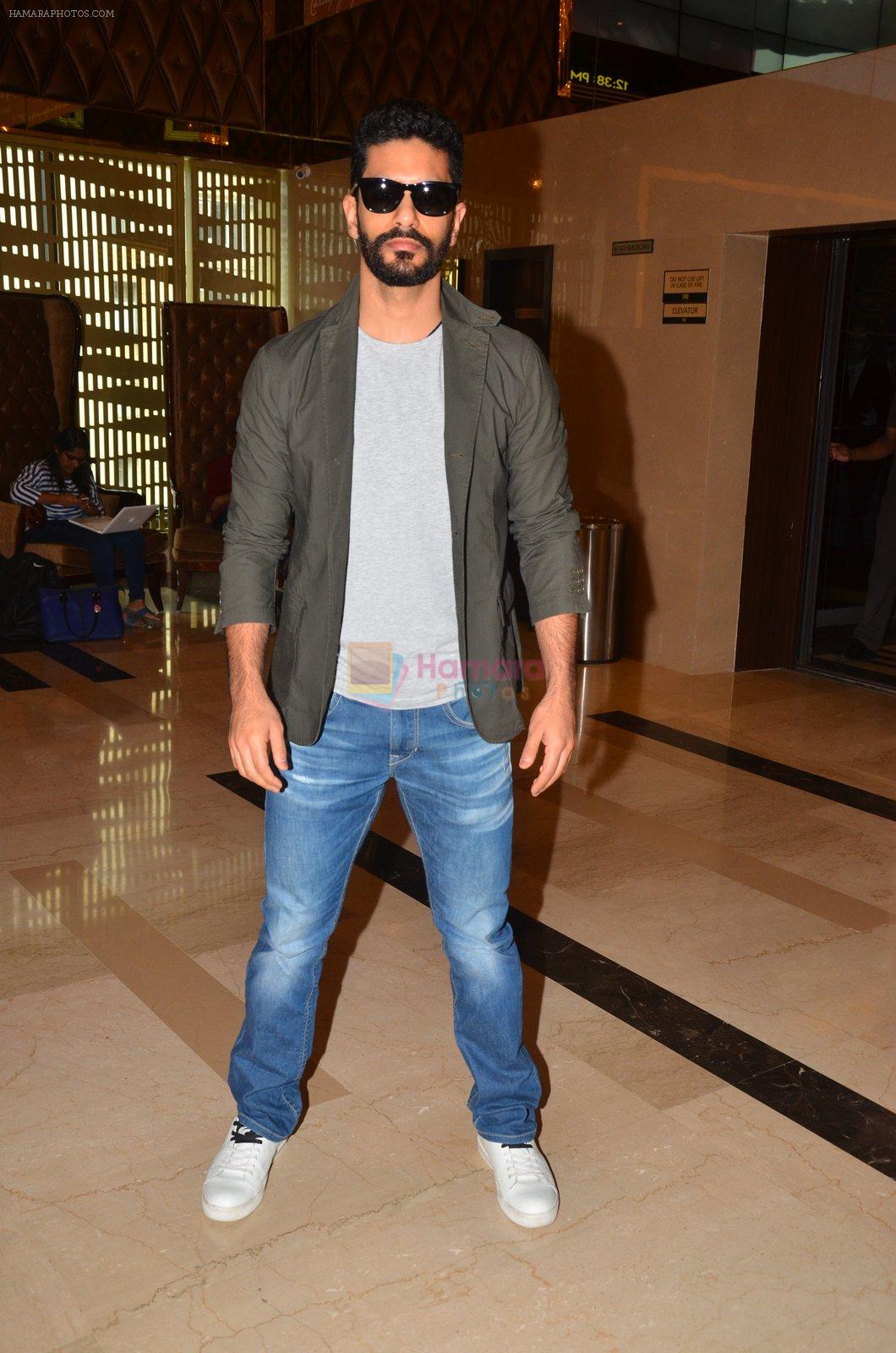 Angad Bedi at Pink trailer launch in Mumbai on 9th Aug 2016