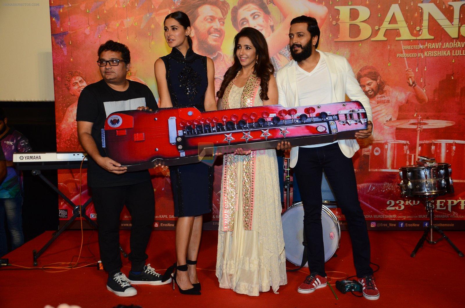 Riteish Deshmukh, Nargis Fakhri, Krishika Lulla, Ravi Jadhav at Banjo launch in Mumbai on 9th Aug 2016