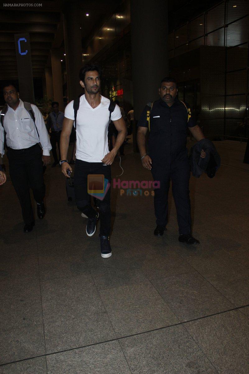 Sushant Singh Rajput snapped at airport on 11th Aug 2016