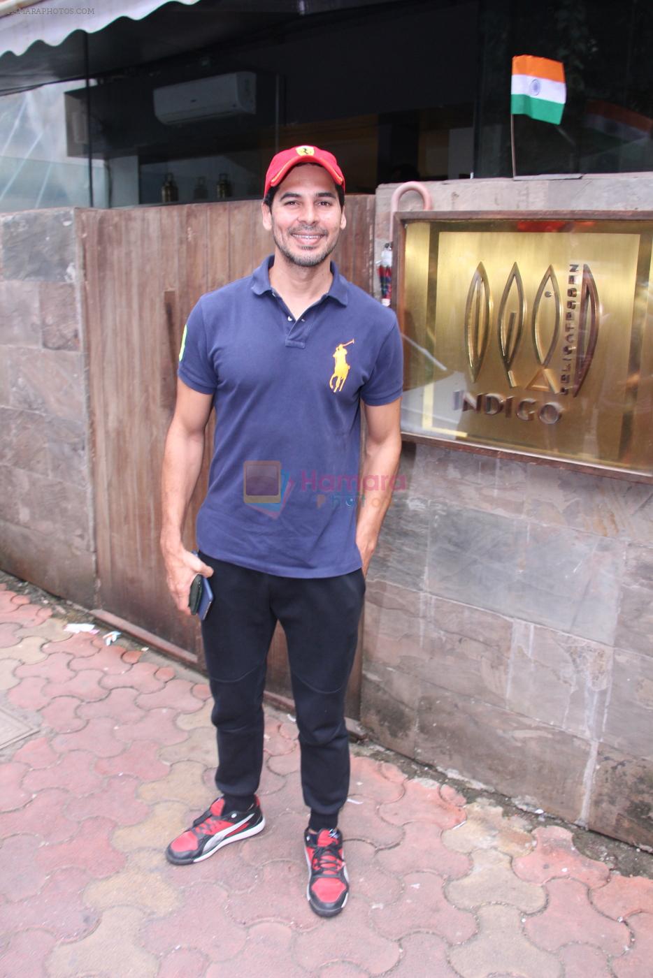 Dino Morea snapped post lunch on 15th Aug 2016