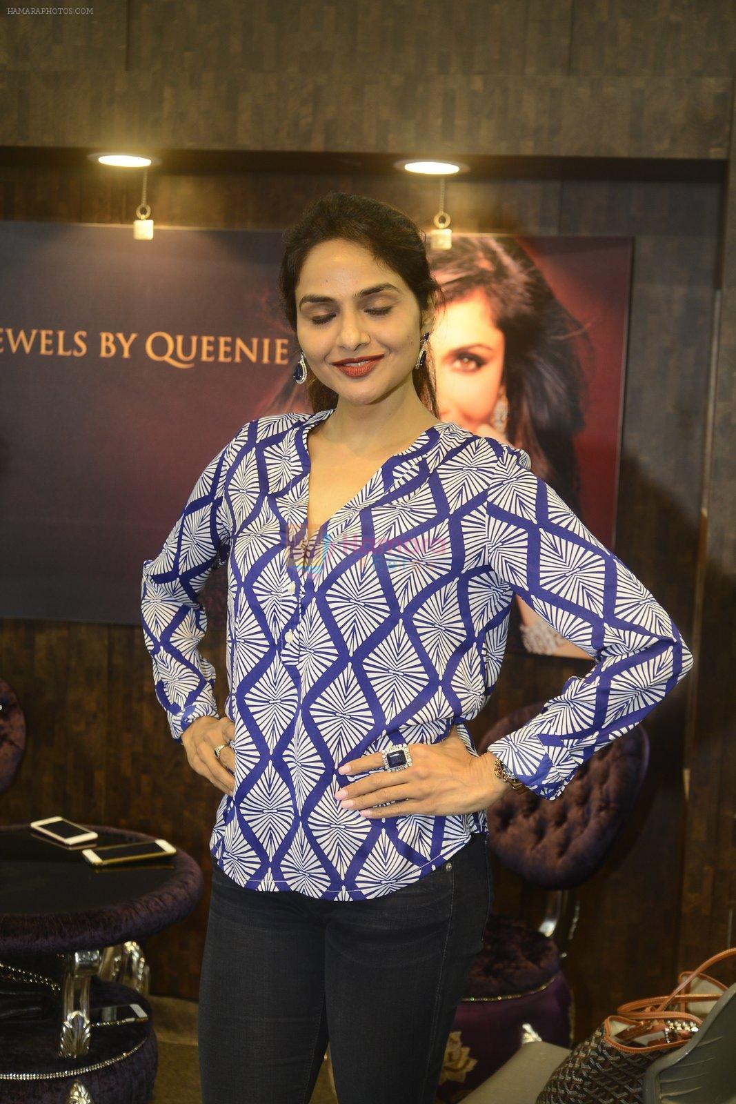 Madhoo Shah on day 2 of JOYA Exhibition on 17th Aug 2016