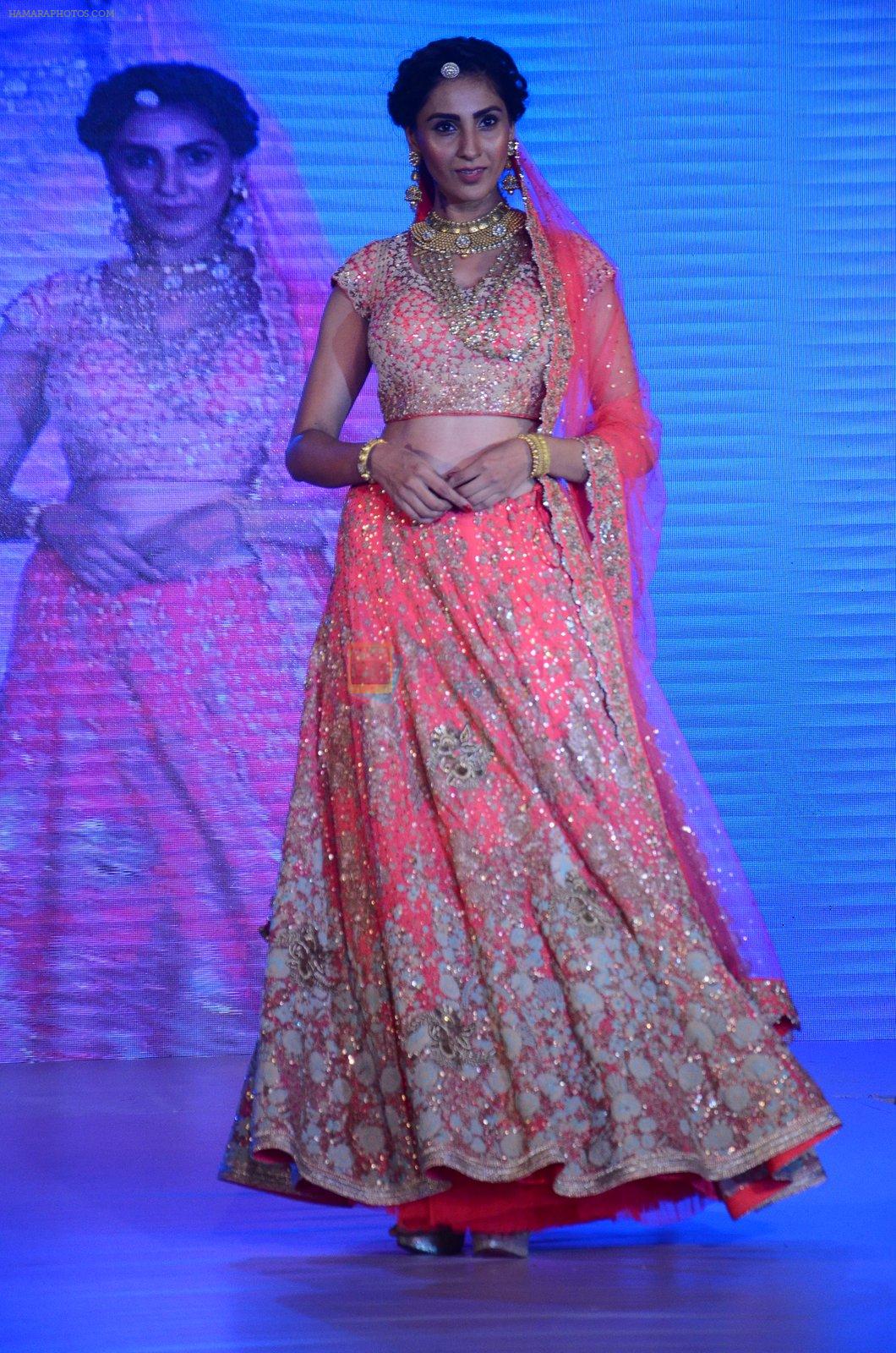 Model at bridal show on 19th Aug 2016
