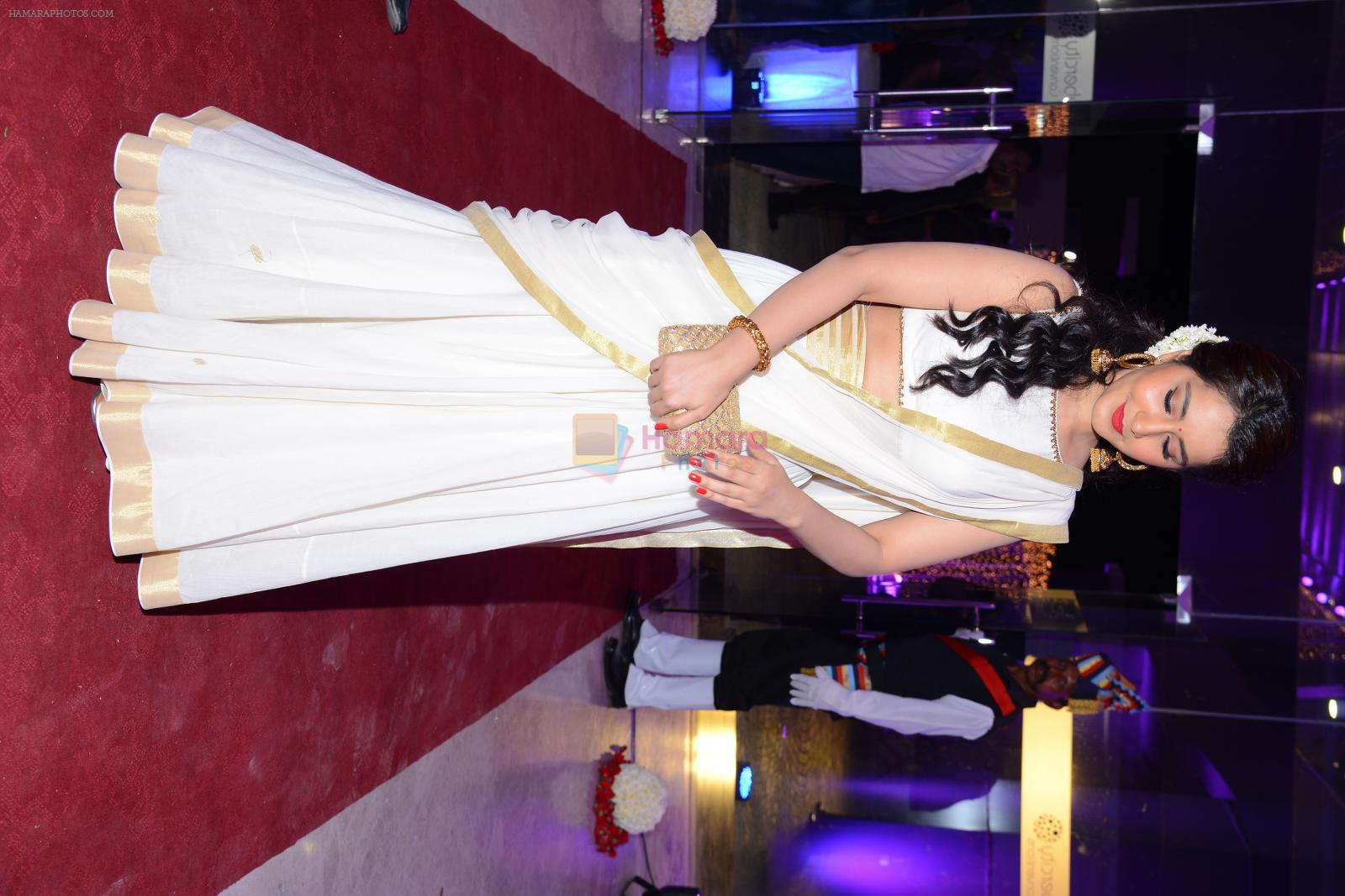 Raashi Khanna at a wedding on 21st Aug 2016