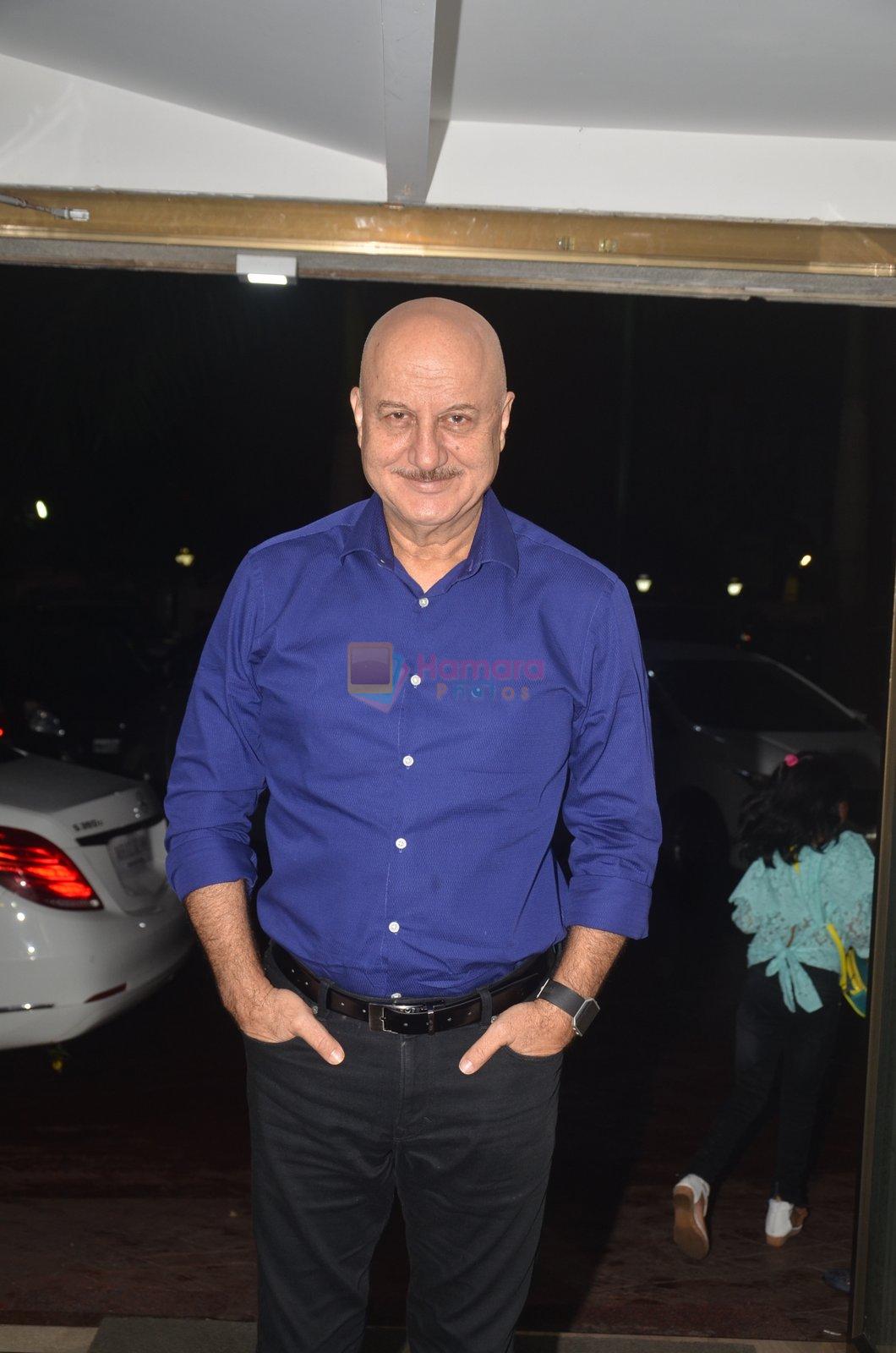 Anupam Kher at the Vamps bash hosted by Suchitra on 27th Aug 2016