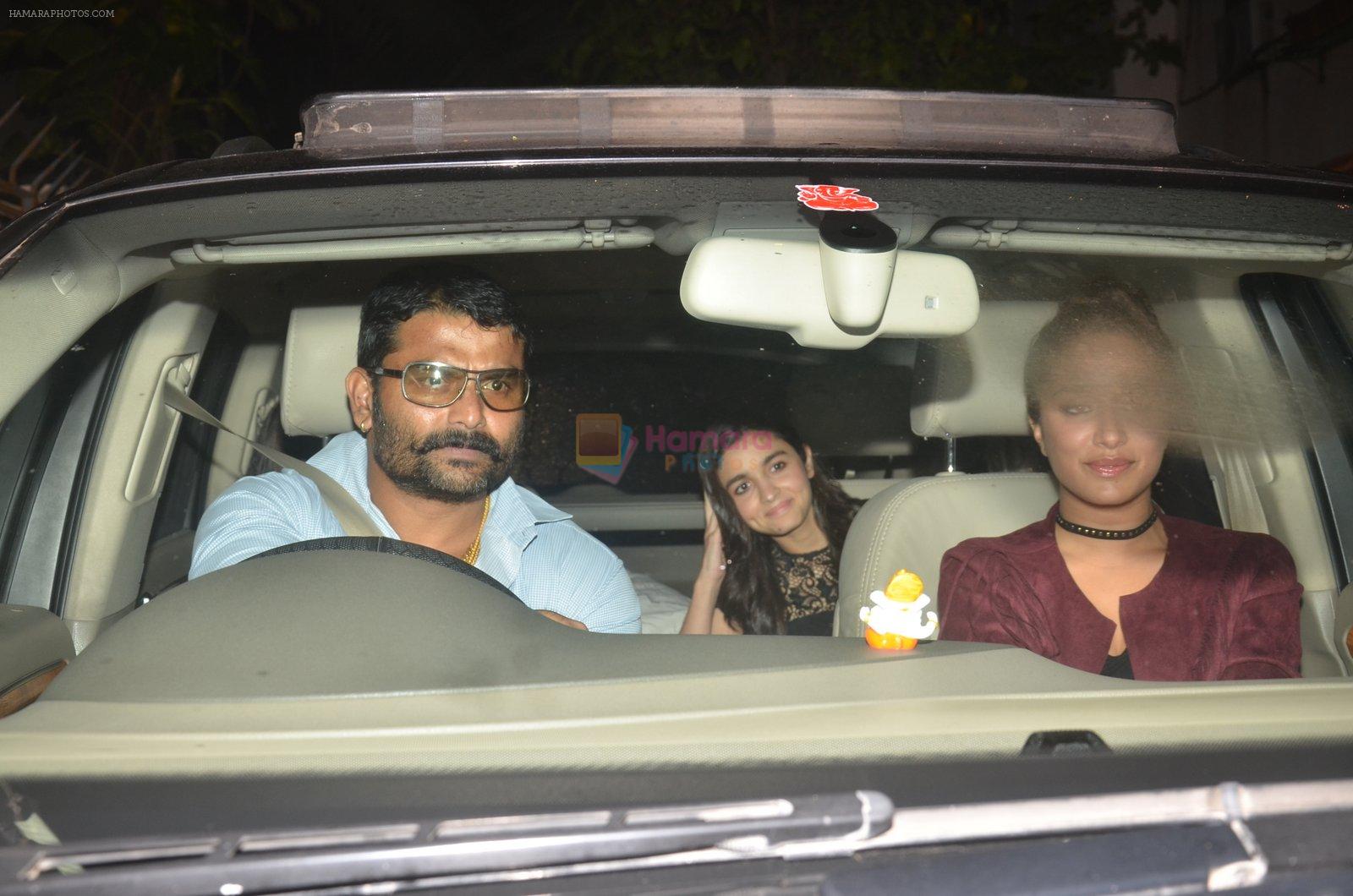 Shraddha Kapoor, Alia Bhatt at Akshay Kumar hosts a party in honour of Hollywood superstar Will Smith on 28th Aug 2016
