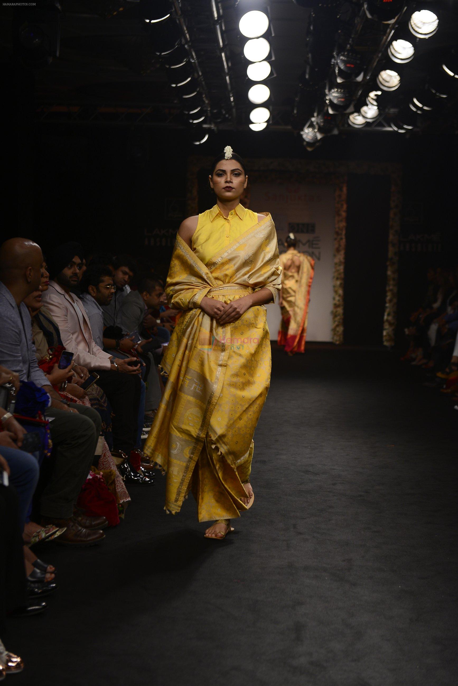 Model walk the ramp for Sanjukta Dutta Show at Lakme Fashion Week 2016 on 28th Aug 2016