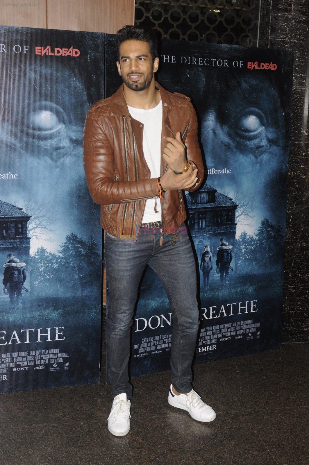 Upen Patel at Don_t Breathe premiere on 30th Aug 2016