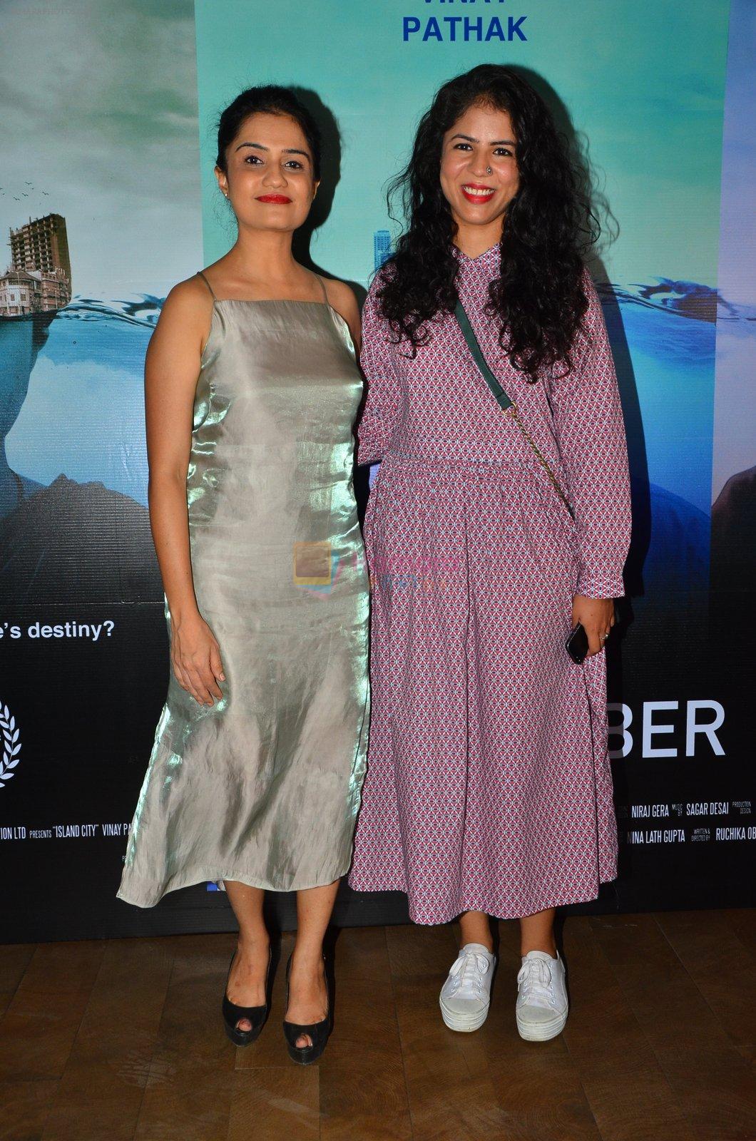 Amruta Subhash at Island City screening on 31st Aug 2016
