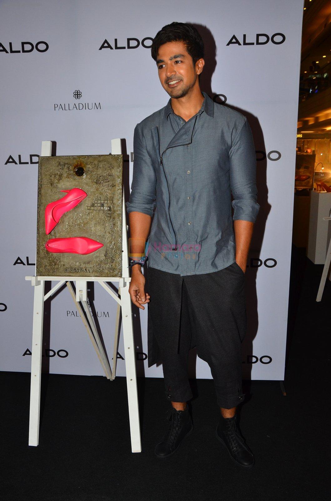 Saqib Saleem at Aldo launch in Mumbai on 2nd Sept 2016