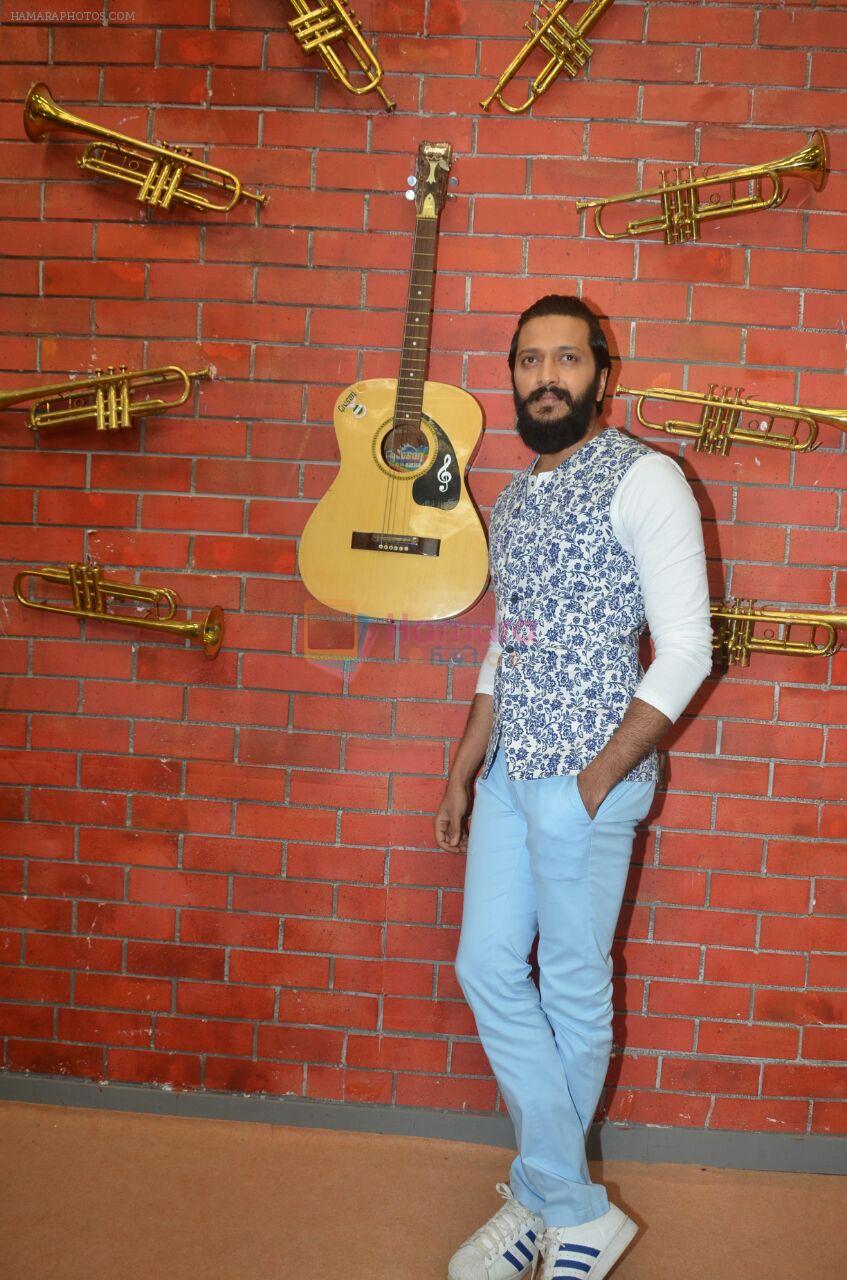 Riteish Deshmukh promote Banjo on the sets of voice of india kids on 2nd Sept 2016