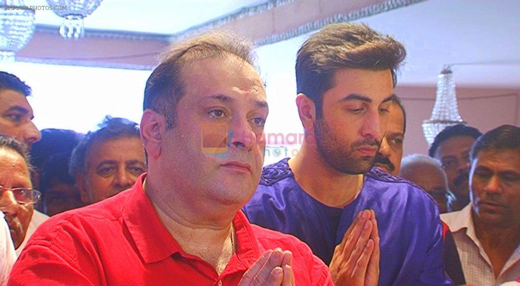 Ranbir Kapoor, Rajiv Kapoor at RK Ganpati celebration on 5th Sept 2016