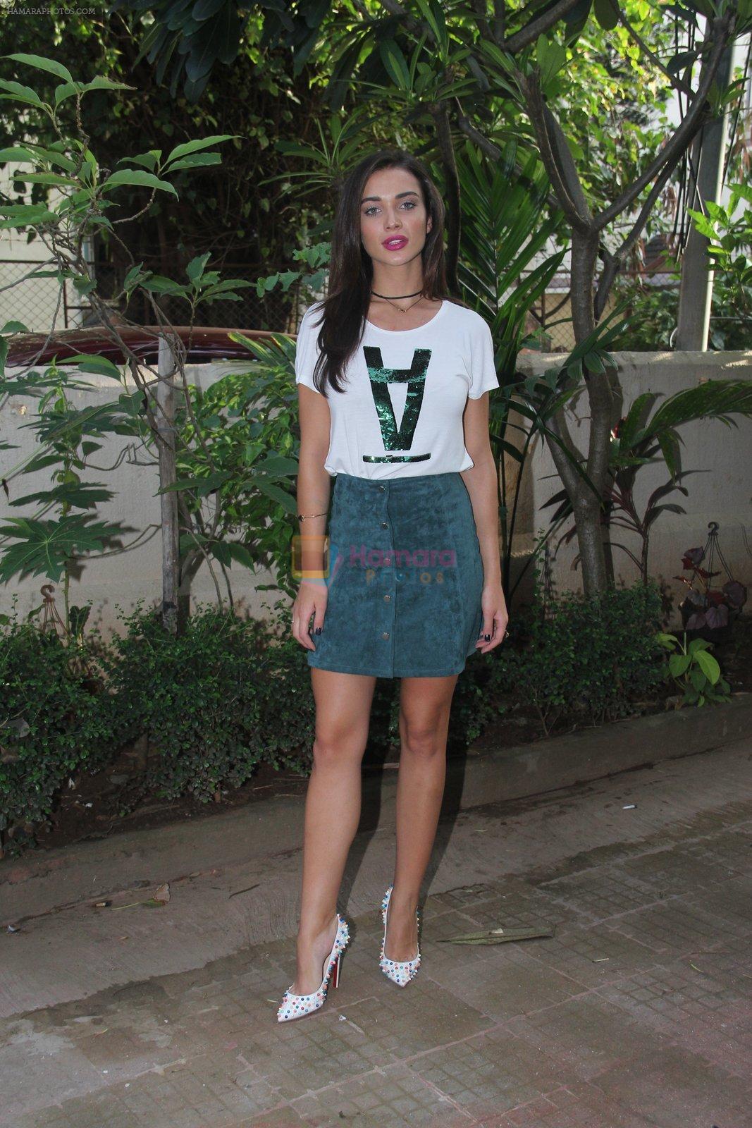 Amy Jackson at Freaky Ali promotions in Mumbai on 6th Sept 2016
