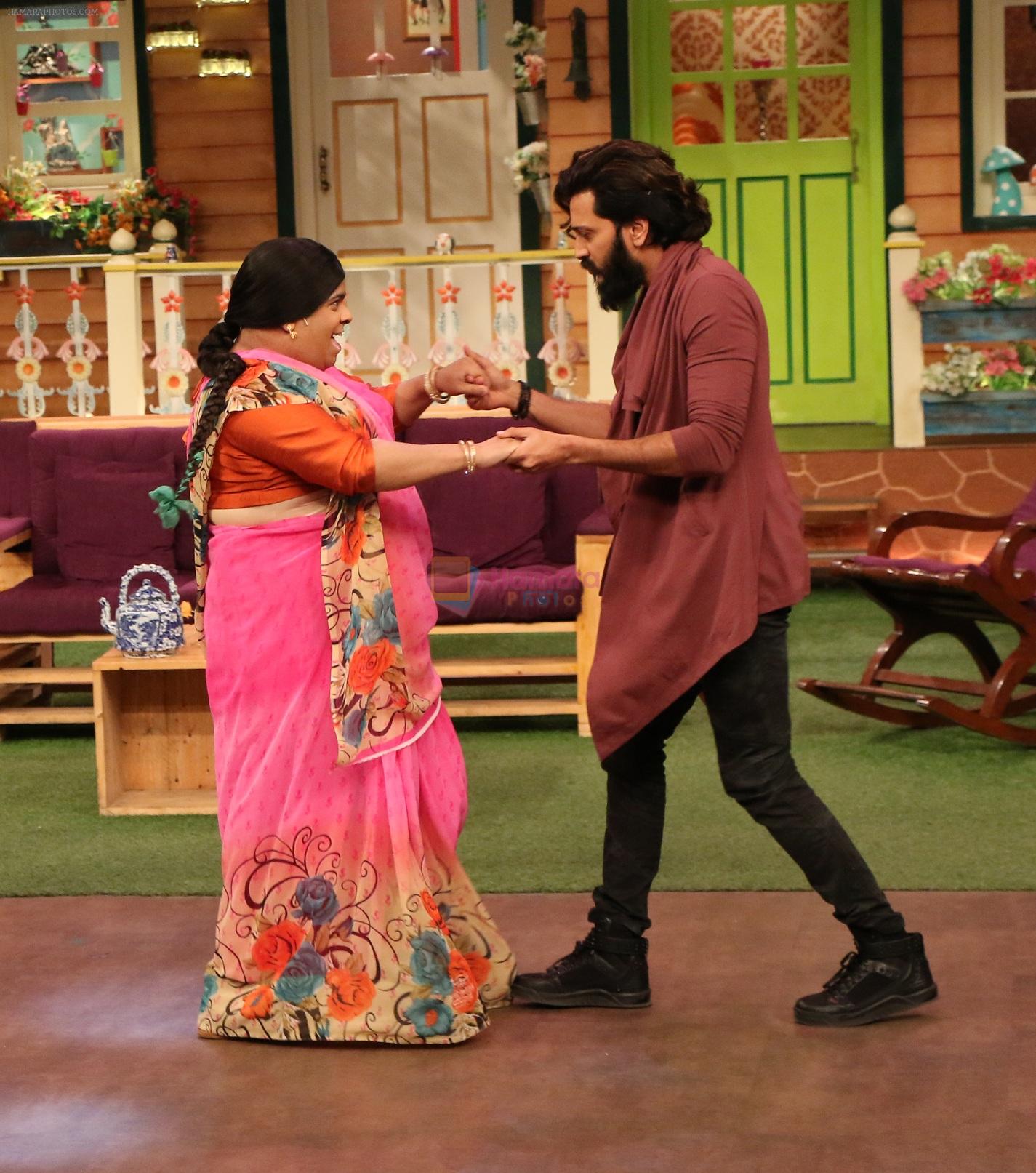 Riteish Deshmukh on the sets of The Kapil Sharma Show on 15th Sept 2016