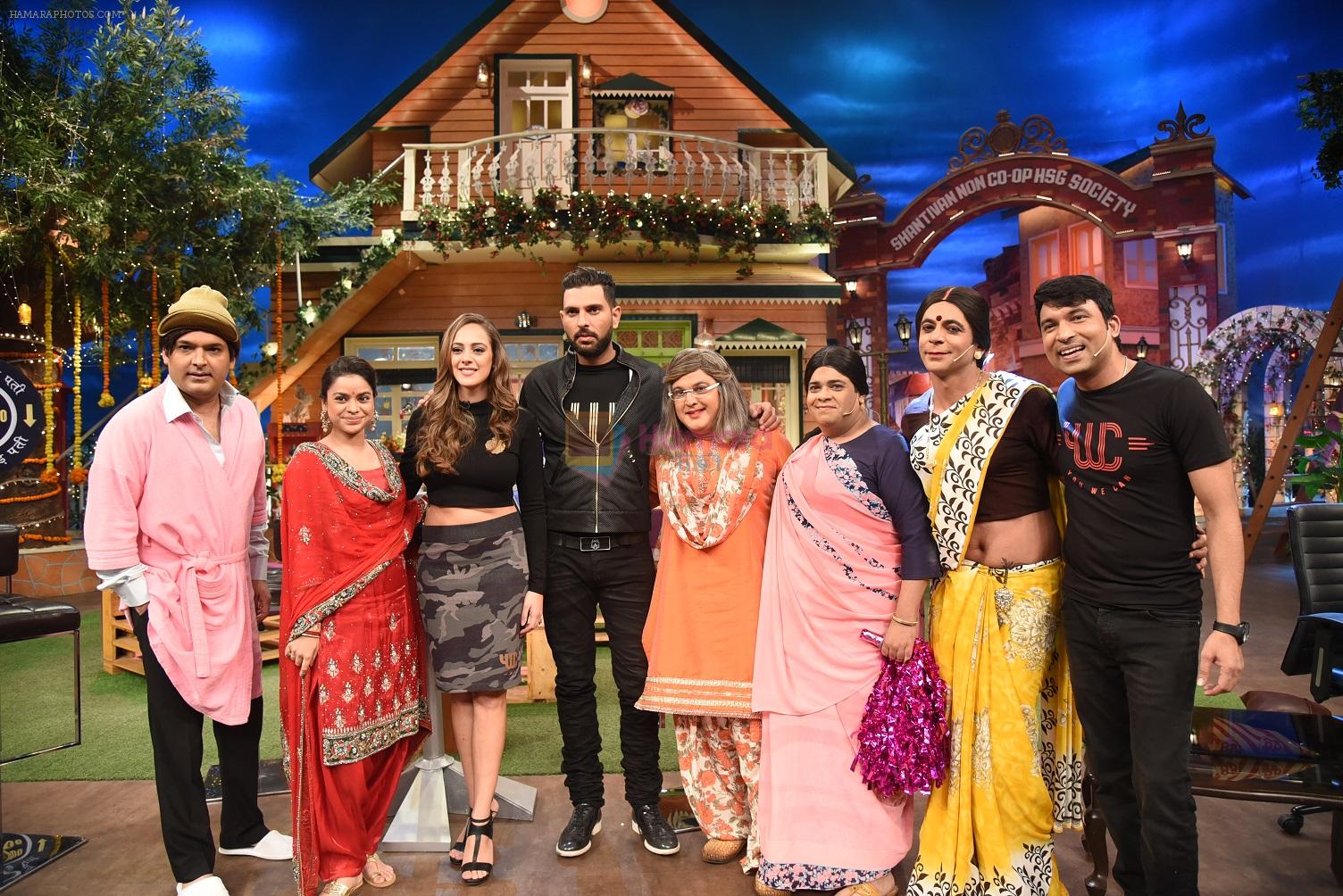 Yuvraj Singh and Hazel Keech on th sets of The Kapil Sharma Show on 18th Sept 2016