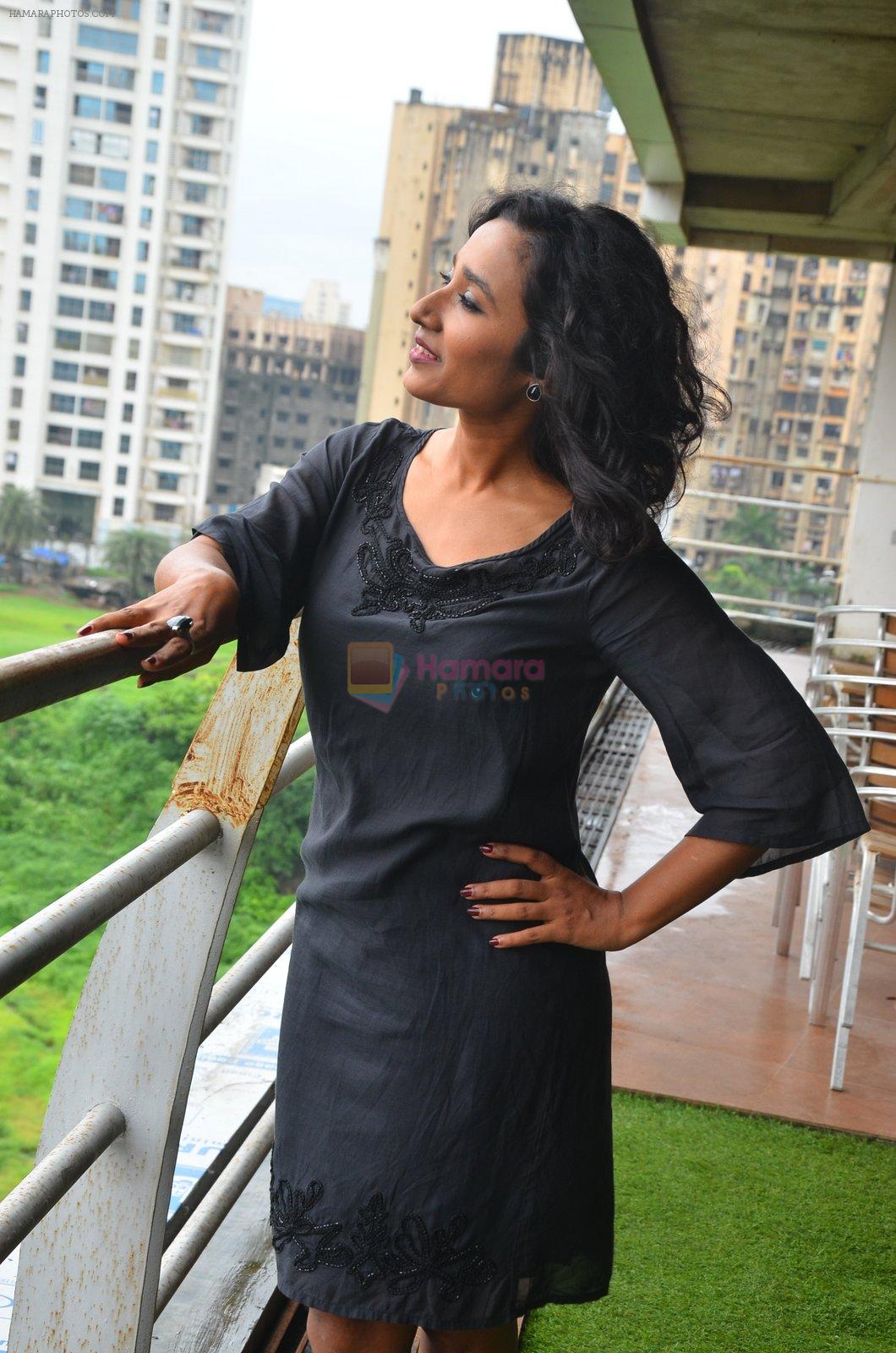 Tannishtha Chatterjee at Parched Photoshoot on 17th Sept 2016