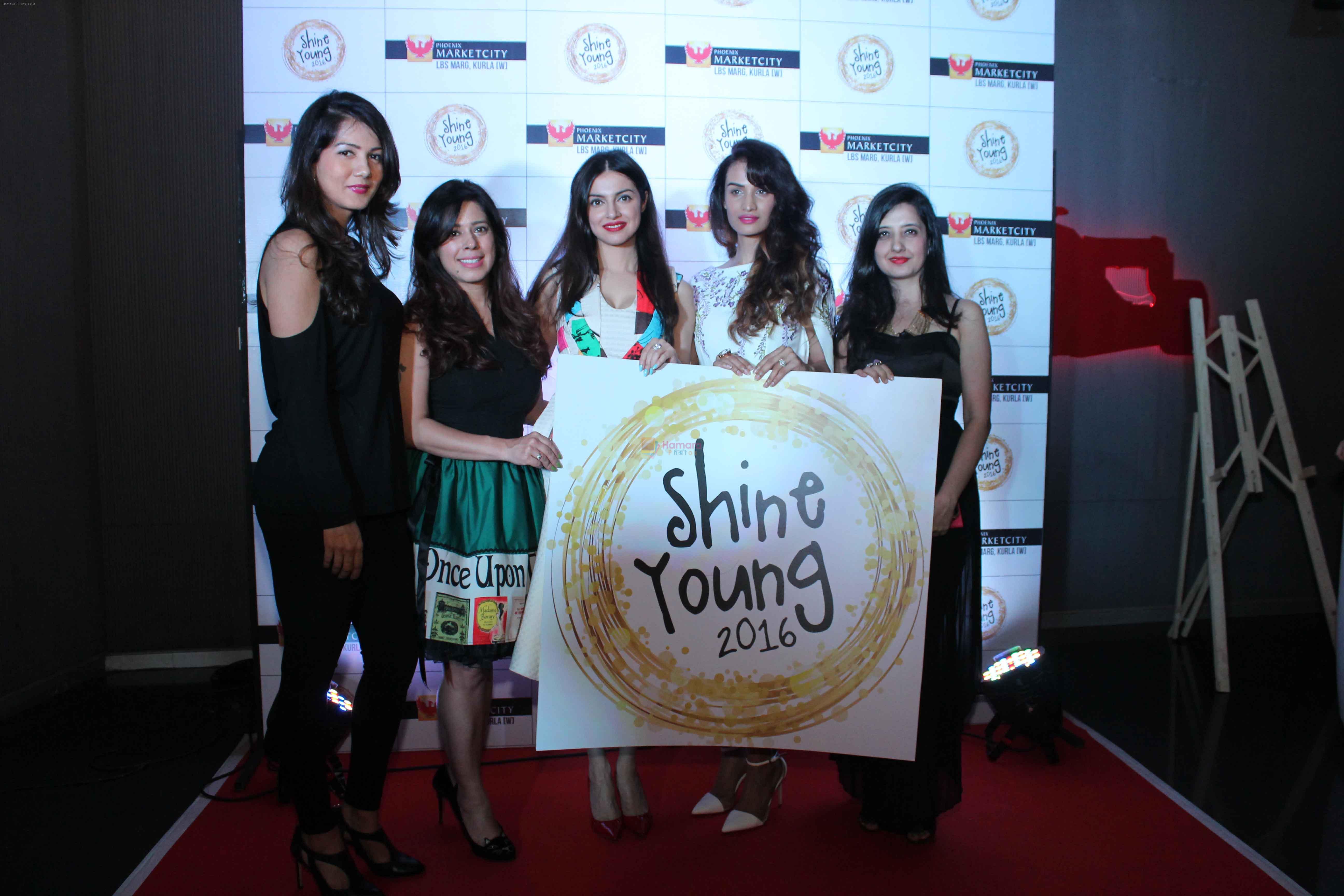 Gwen Athaide Priya Kumar Divya Khosla Karishma Modi and Amy Billimoria at Young Shine 2016 Launch1