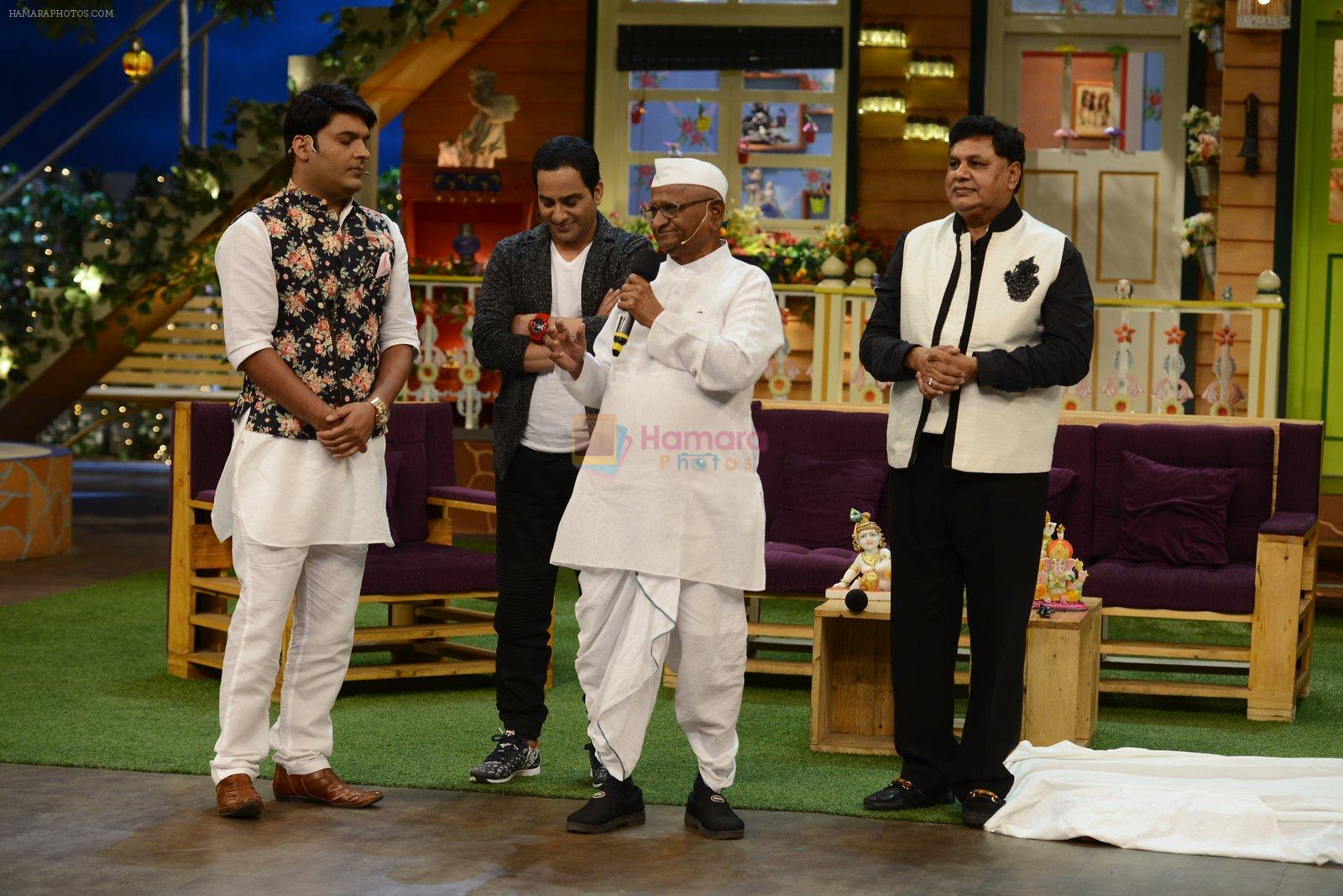 Anna Hazare on the sets of The Kapil Sharma Show