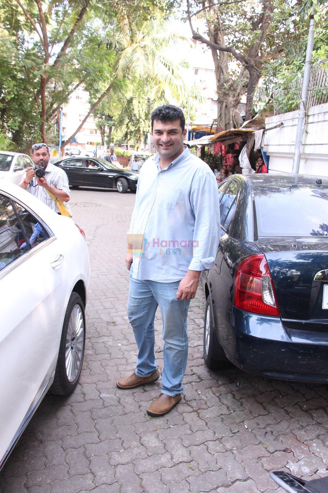 Siddharth Roy Kapoor snapped on 28th Sept 2016