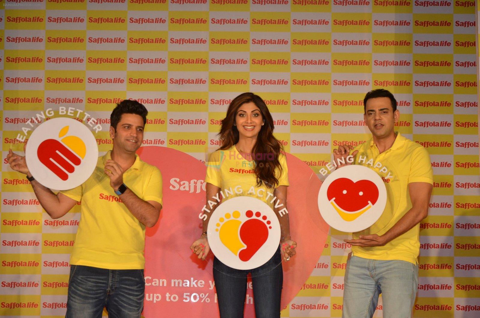 Shilpa Shetty, Kunal Kapur, Cyrus Sahukar during the World Heart Day program organized by Saffola Life in Mumbai on 28th Sept 2016