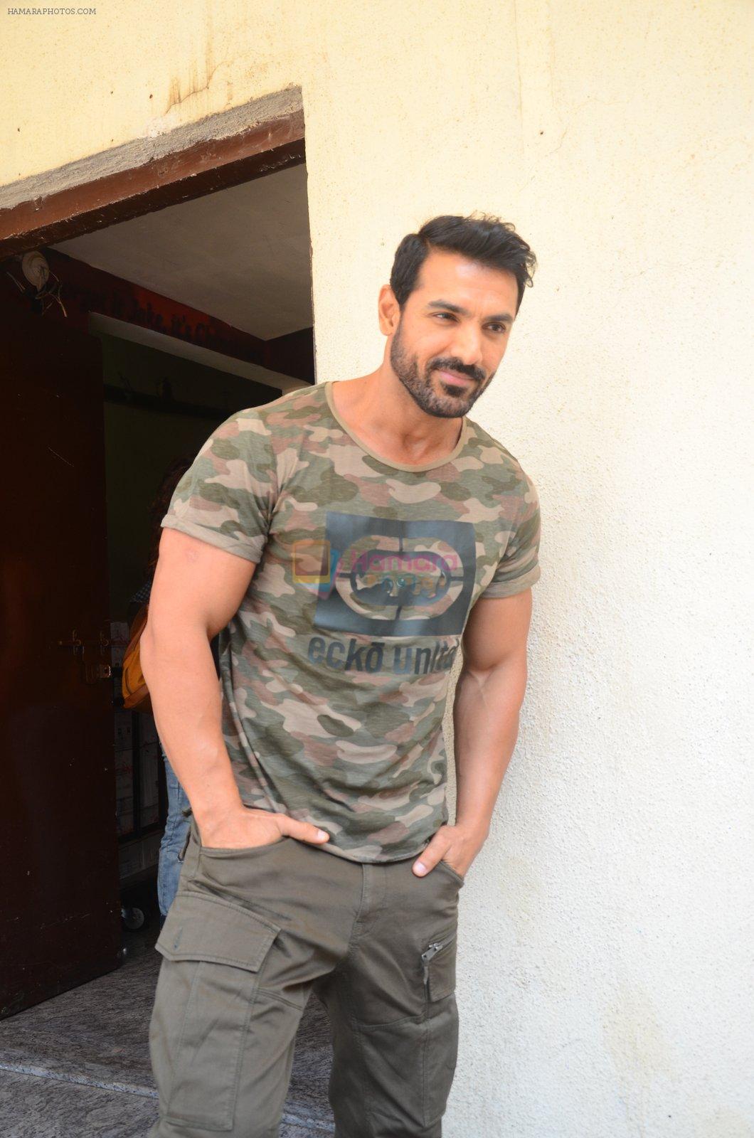 John Abraham at Force 2 trailer launch in Mumbai on 29th Sept 2016