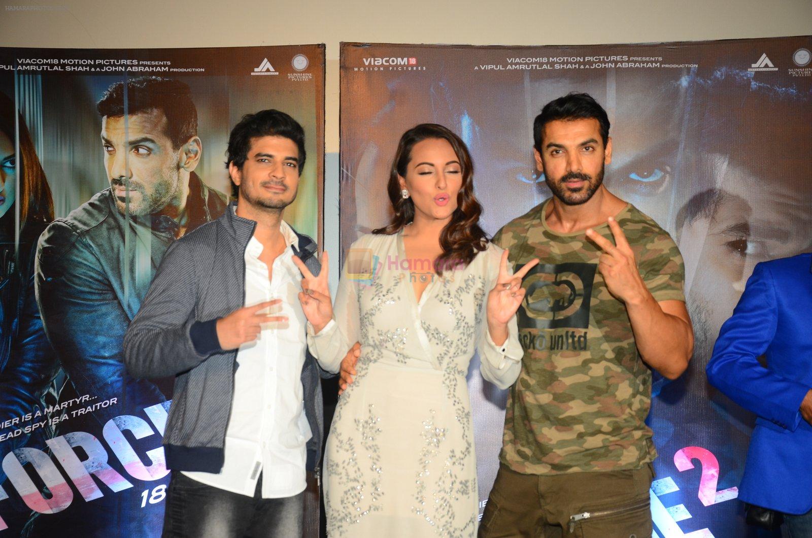 John Abraham, Sonakshi Sinha, Tahir Bhasin at Force 2 trailer launch in Mumbai on 29th Sept 2016