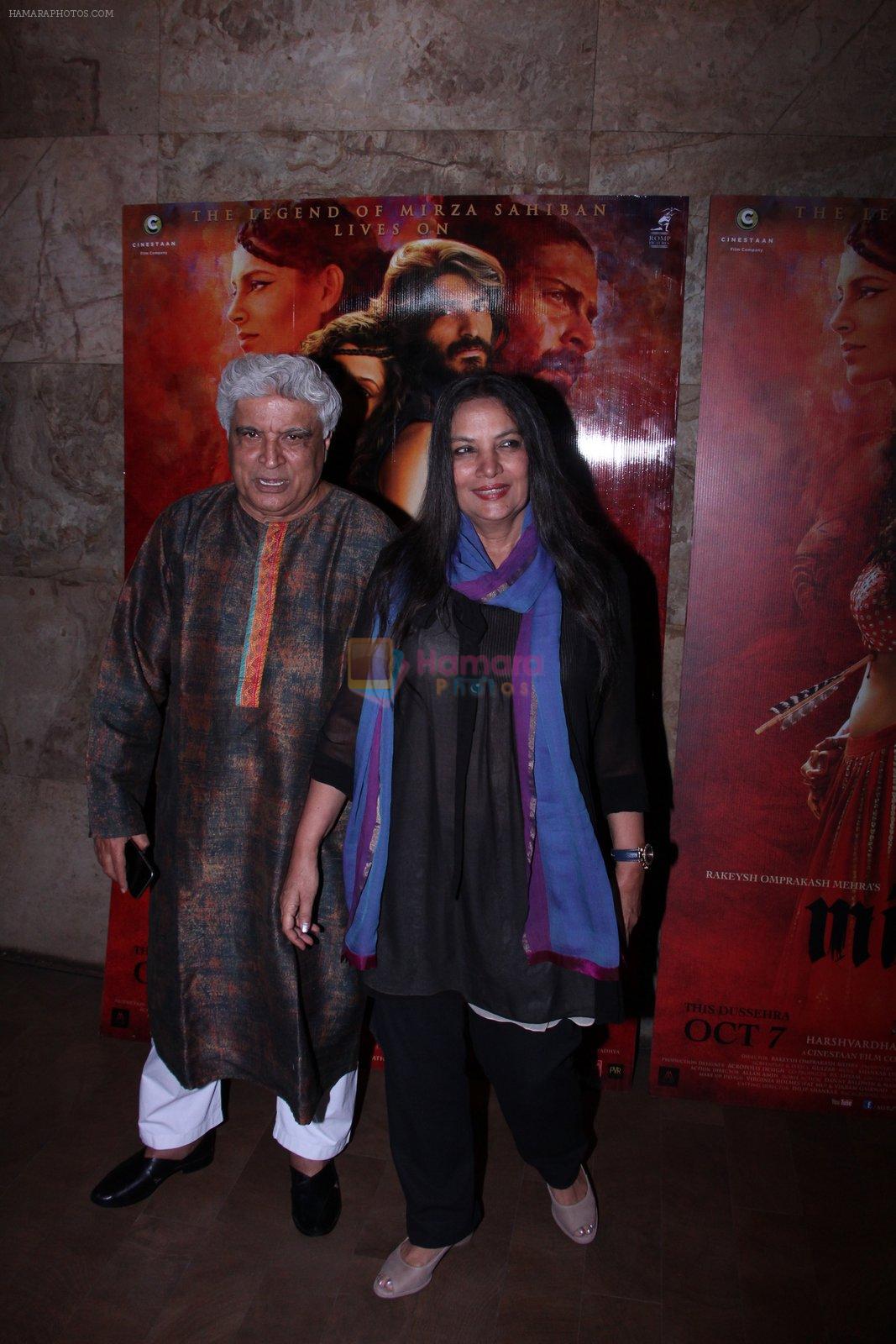 Shabana Azmi,Javed Akhtar at the screening of Mirzya on 1st Oct 2016