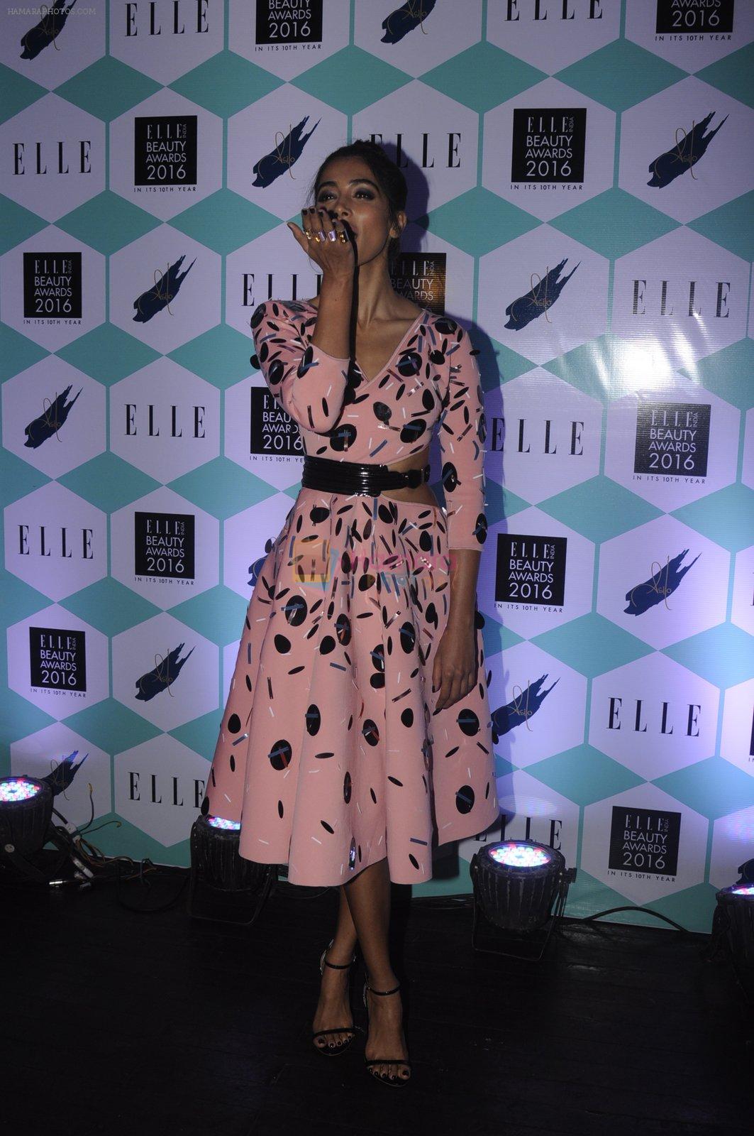 Pooja Hegde at Elle Beauty Awards on 5th Oct 2016