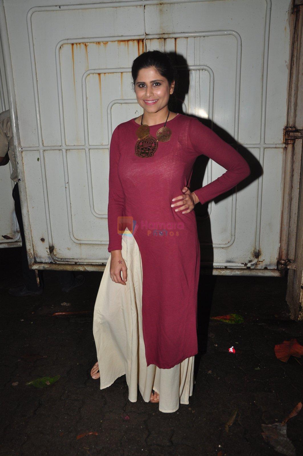 Sai Tamhankar snapped at a screening on 5th Oct 2016