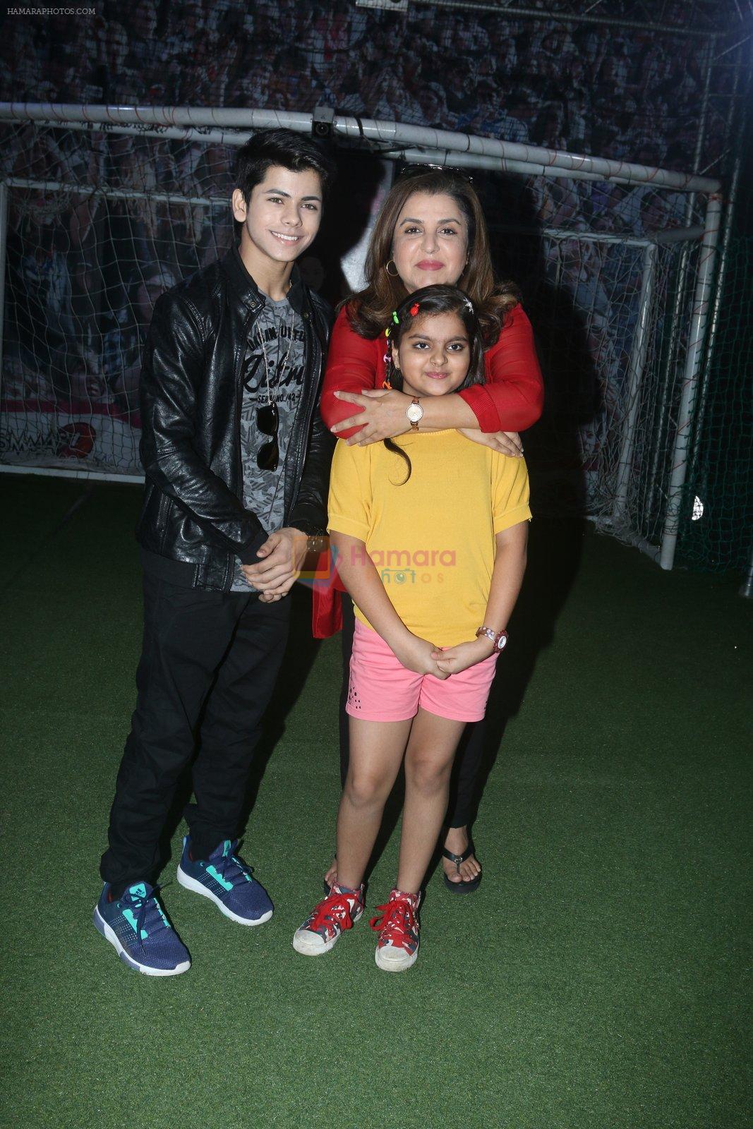 Farah Khan at smaash for jhalak promotions with welcome party for contestants on 6th Oct 2016