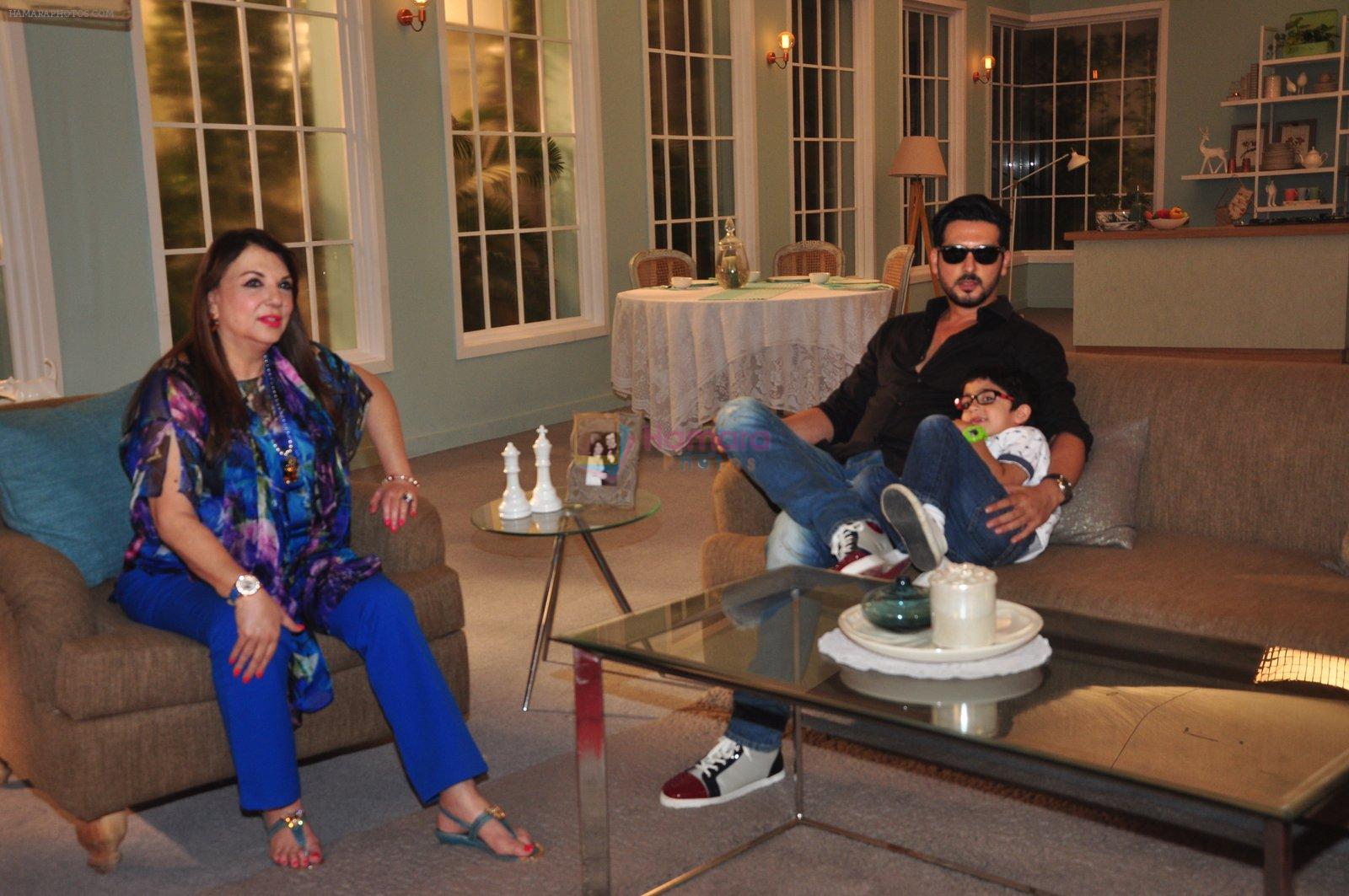 Zayed Khan on the sets of his mom's food show on 13th Oct 2016