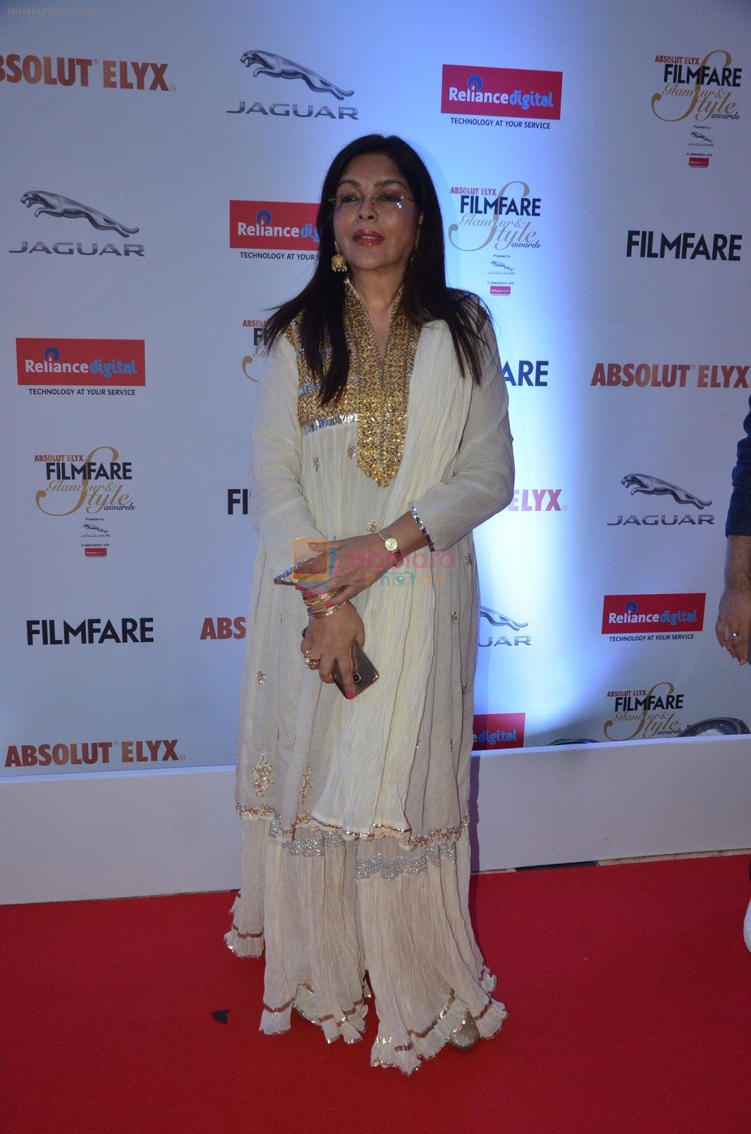 Zeenat Aman at Filmfare Glamour & Style Awards 2016 in Mumbai on 15th Oct 2016