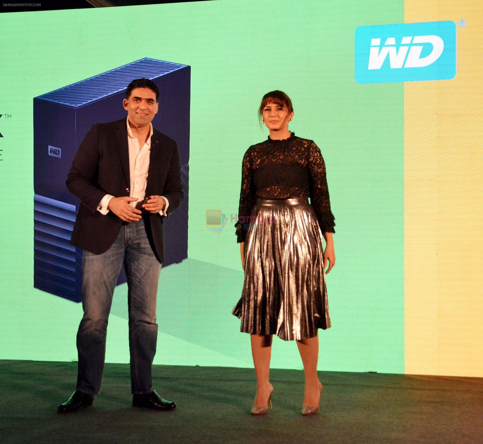 Huma Qureshi at WD launch in Delhi on 19th Oct 2016