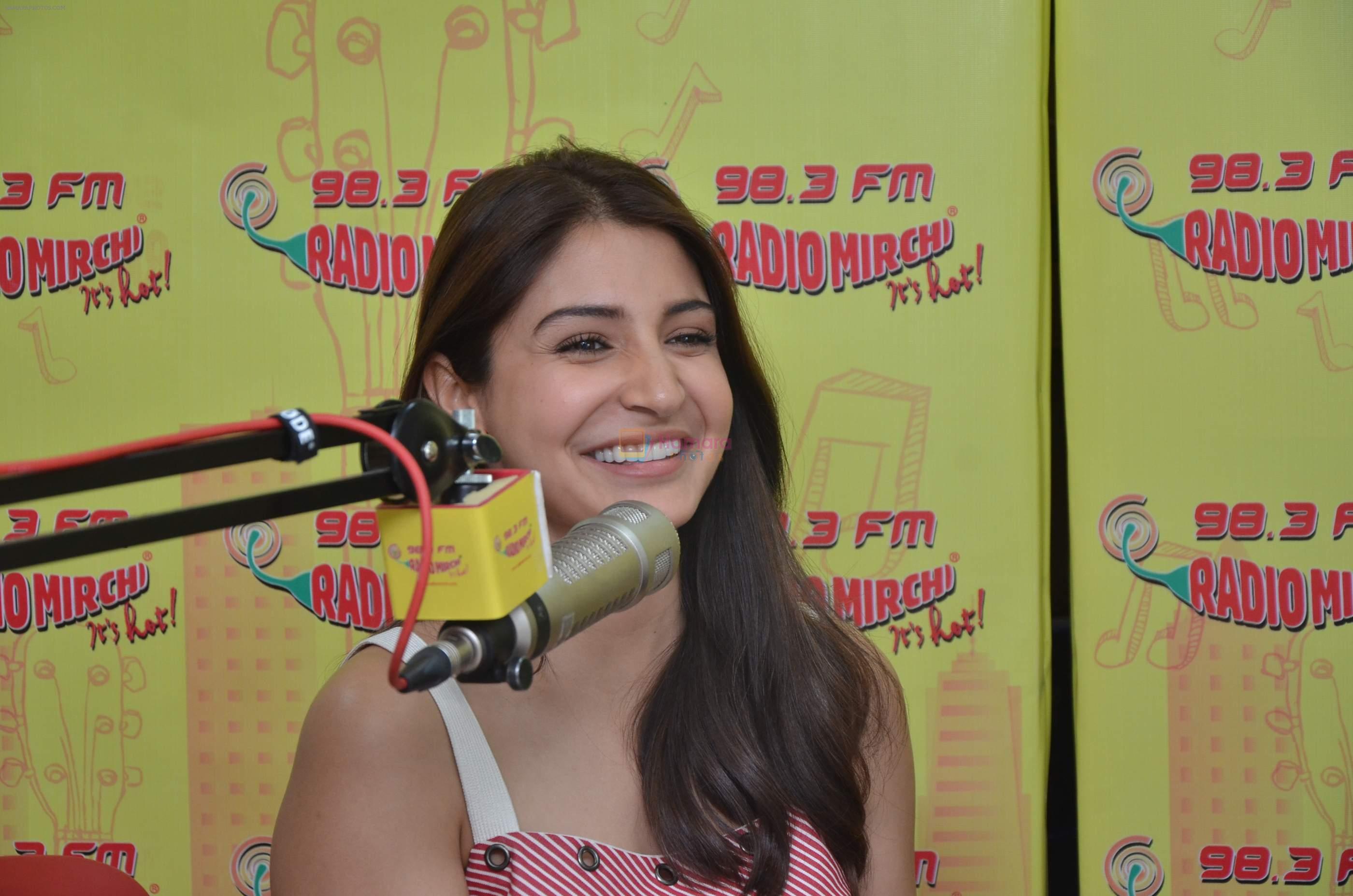 Anushka Sharma at Radio Mirchi on 25th Oct 2016