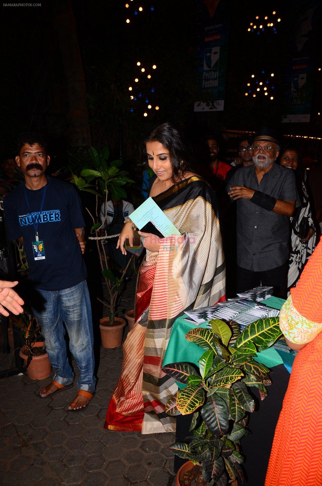 Vidya Balan at Prithvi festival opening in Mumbai on 3rd Nov 2016