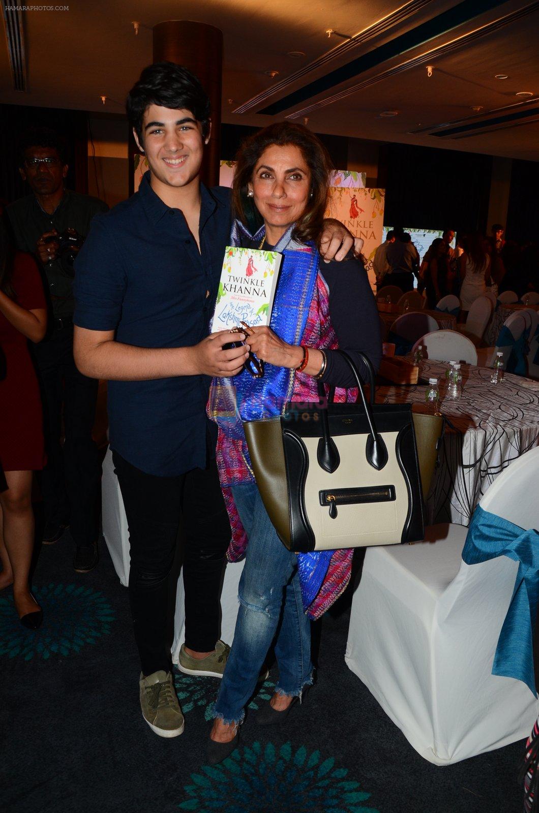 Dimple Kapadia at Twinkle Khanna's book launch in J W Marriott, Mumbai on 15th Nov 2016