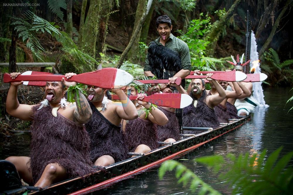 Sidharth dons Traditional Maori Cloak in Rotorua, New Zealand 1